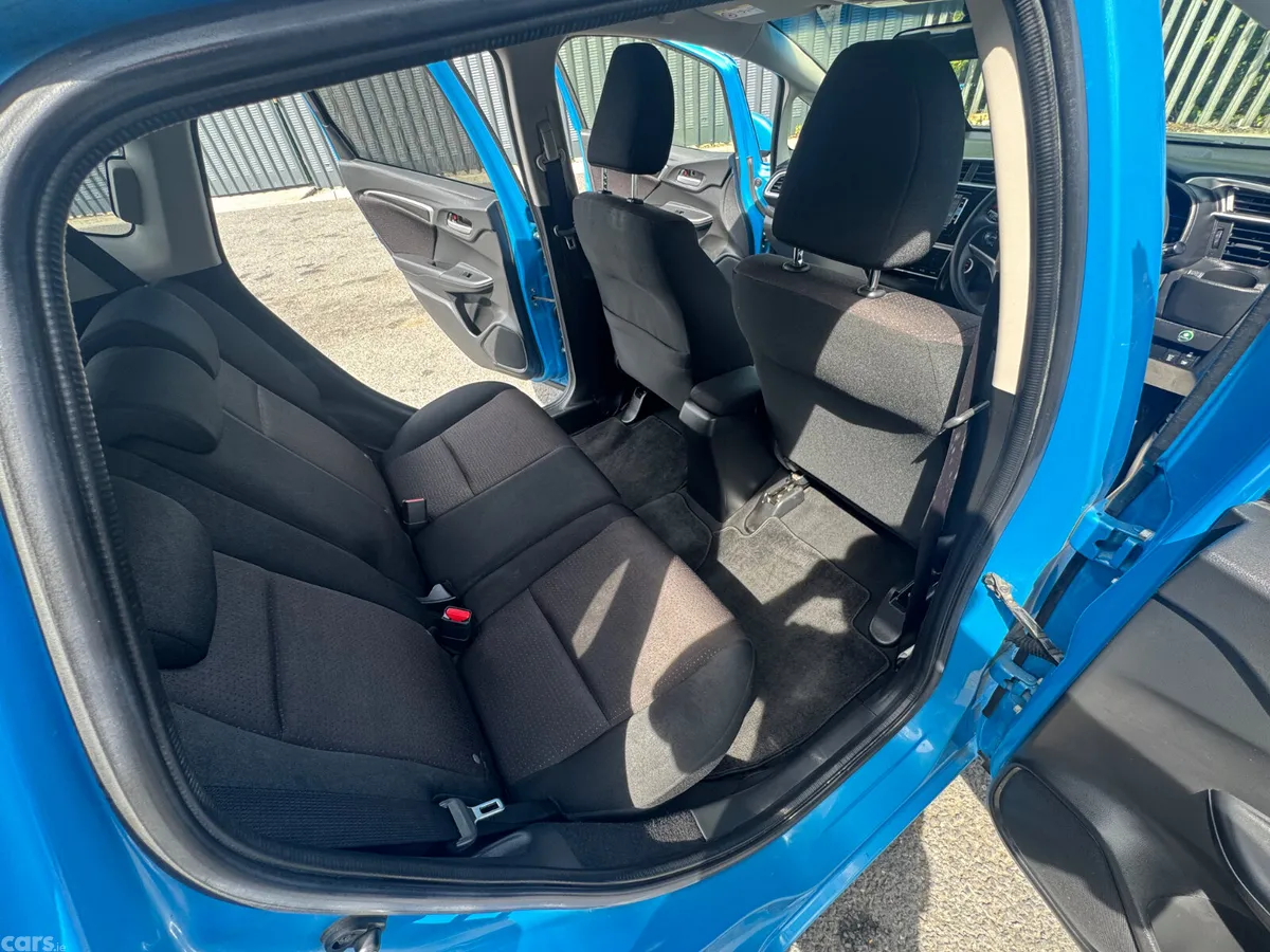 Honda Fit Hatchback, Petrol Hybrid, 2015, Blue