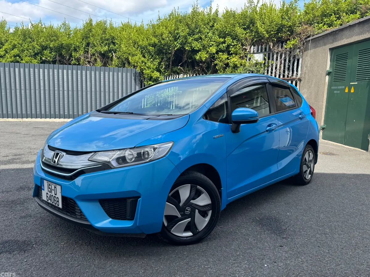 Honda Fit Hatchback, Petrol Hybrid, 2015, Blue