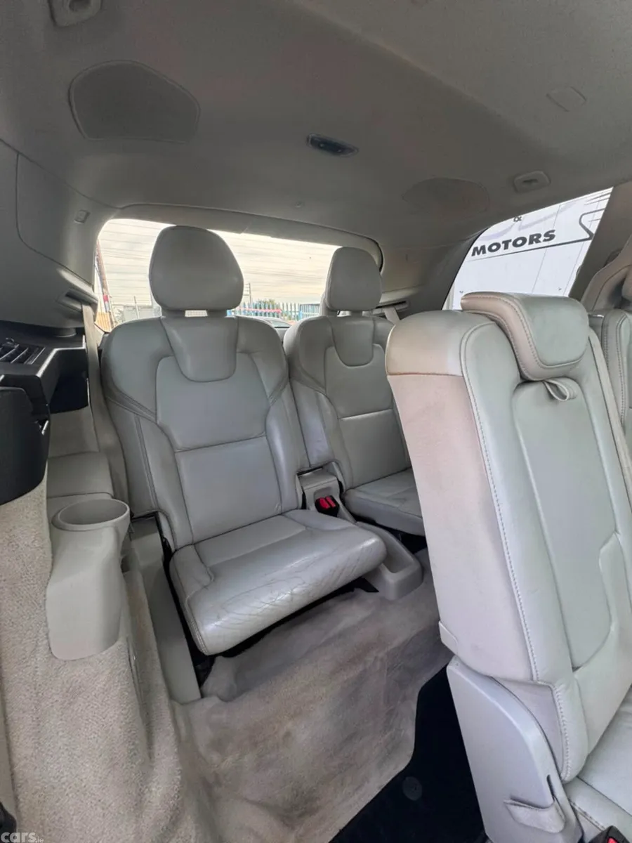 Volvo XC90 SUV, Petrol Plug-in Hybrid, 2016, Beige