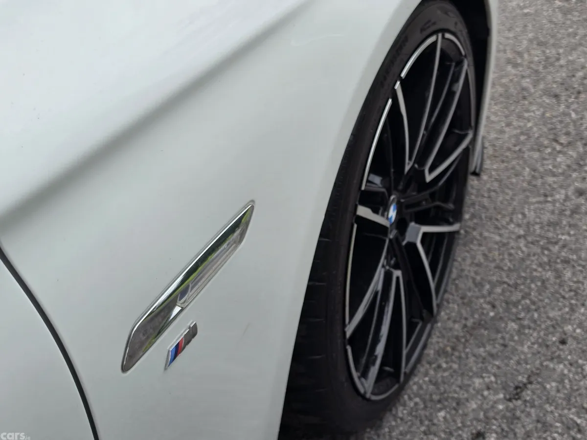 BMW 5-Series Saloon, Diesel, 2012, White