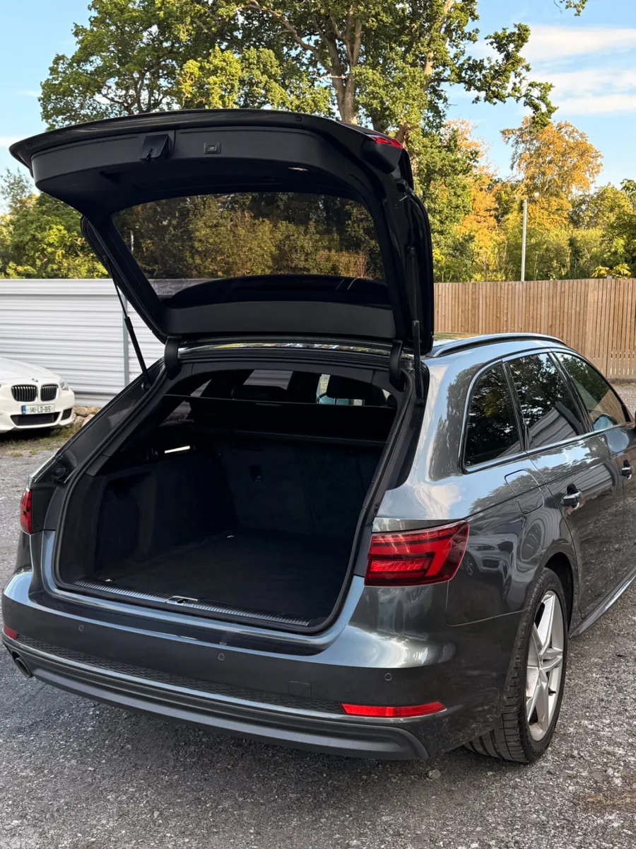 Audi A4 Estate, Diesel, 2017, Grey