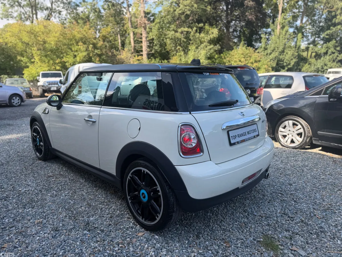 Mini Cooper Hatchback, Petrol, 2013, White