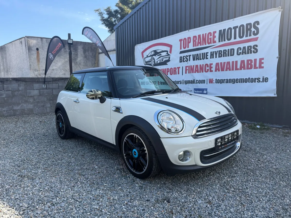 Mini Cooper Hatchback, Petrol, 2013, White