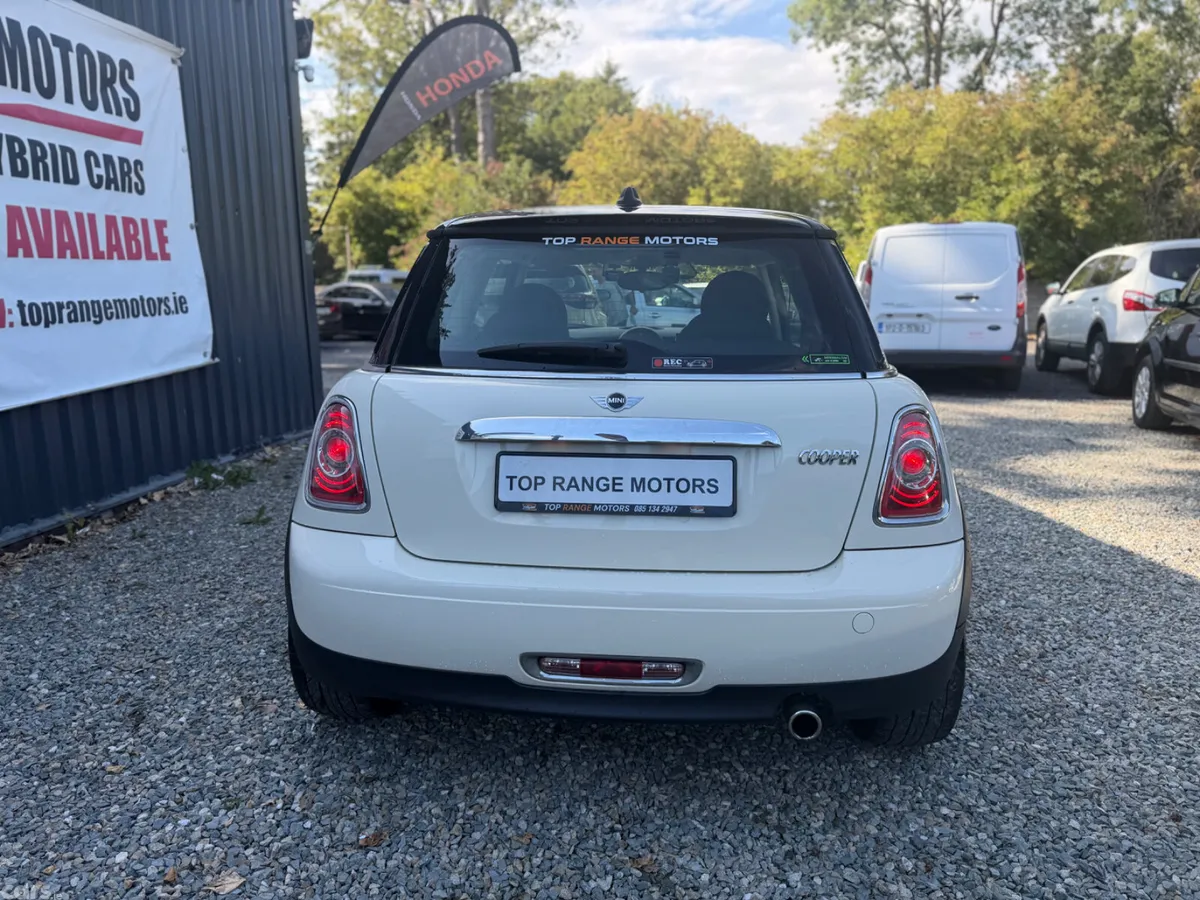 Mini Cooper Hatchback, Petrol, 2013, White
