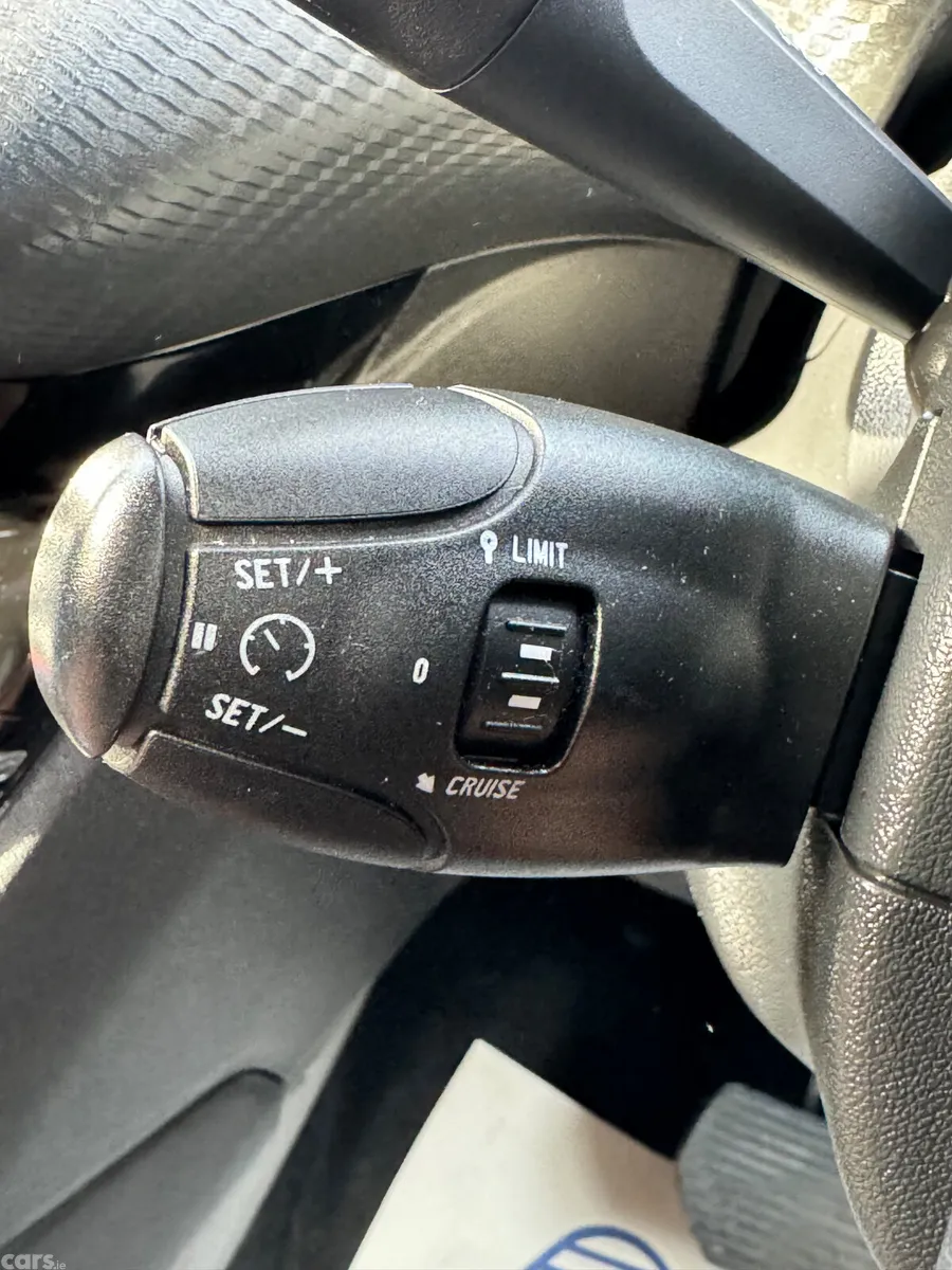 Peugeot 208 Hatchback, Petrol, 2016, Orange