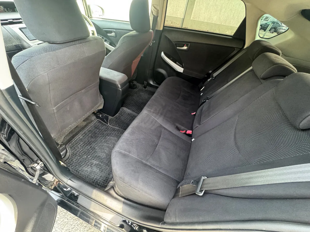 Toyota Prius Hatchback, Petrol Hybrid, 2014, Black