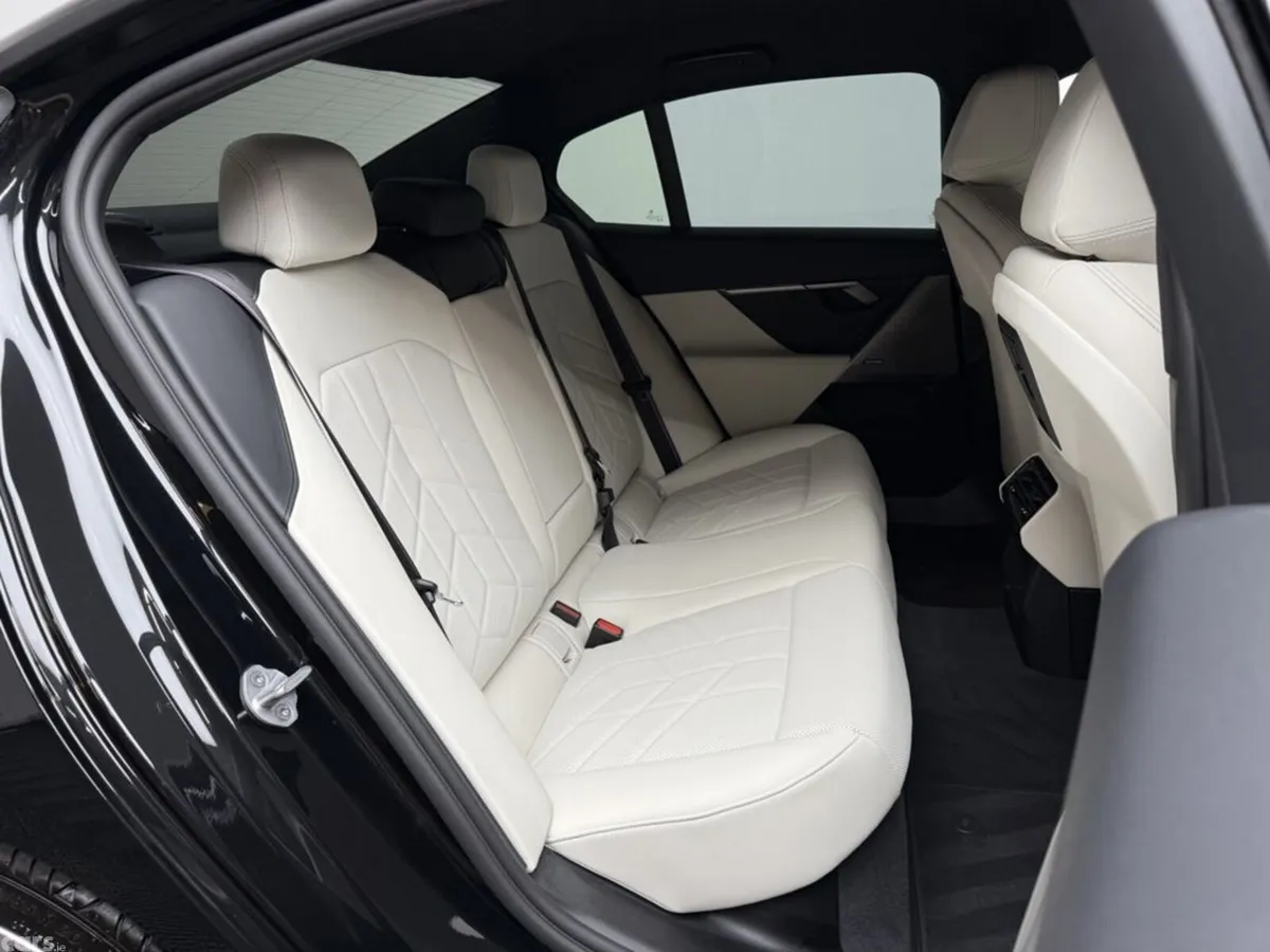 BMW 5-Series Saloon, Petrol Plug-in Hybrid, 2026, Black