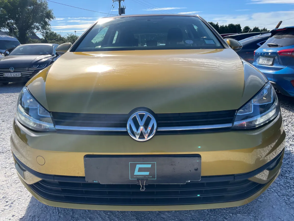 Volkswagen Golf Estate, Petrol, 2017, Yellow