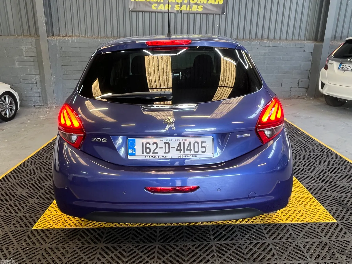 Peugeot 208 Hatchback, Petrol, 2016, Blue