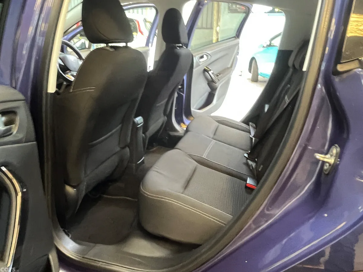 Peugeot 208 Hatchback, Petrol, 2016, Blue