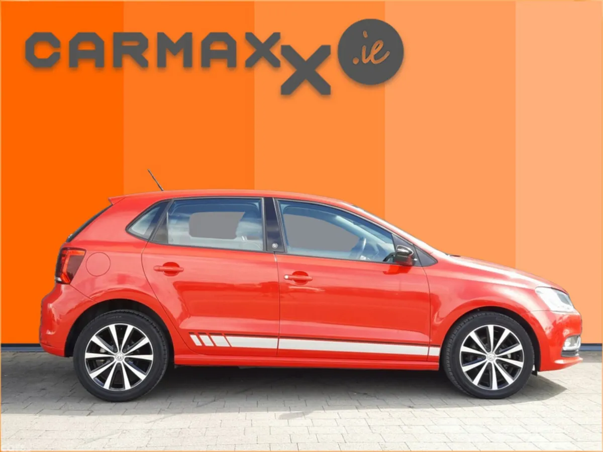Volkswagen Polo Hatchback, Petrol, 2017, Red