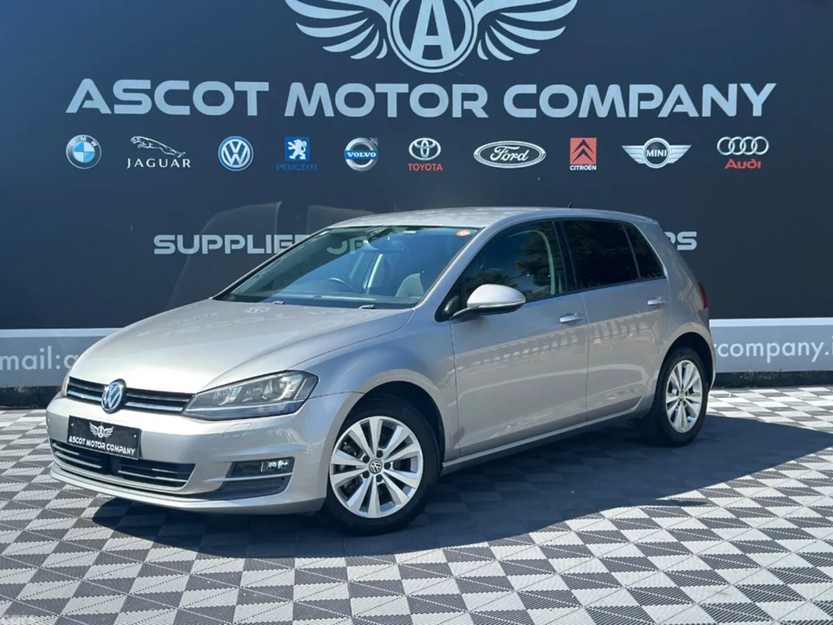 Volkswagen Golf Hatchback, Petrol, 2014, Grey