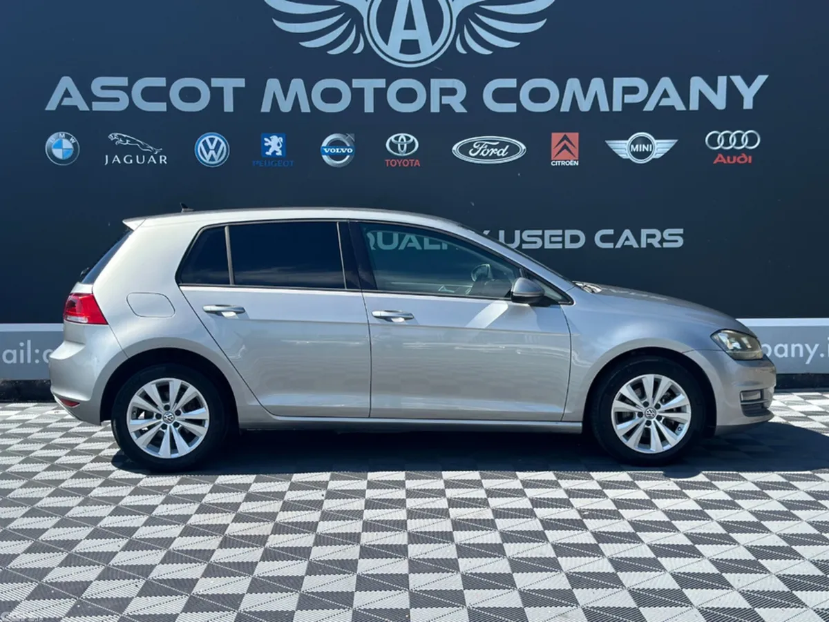 Volkswagen Golf Hatchback, Petrol, 2014, Grey