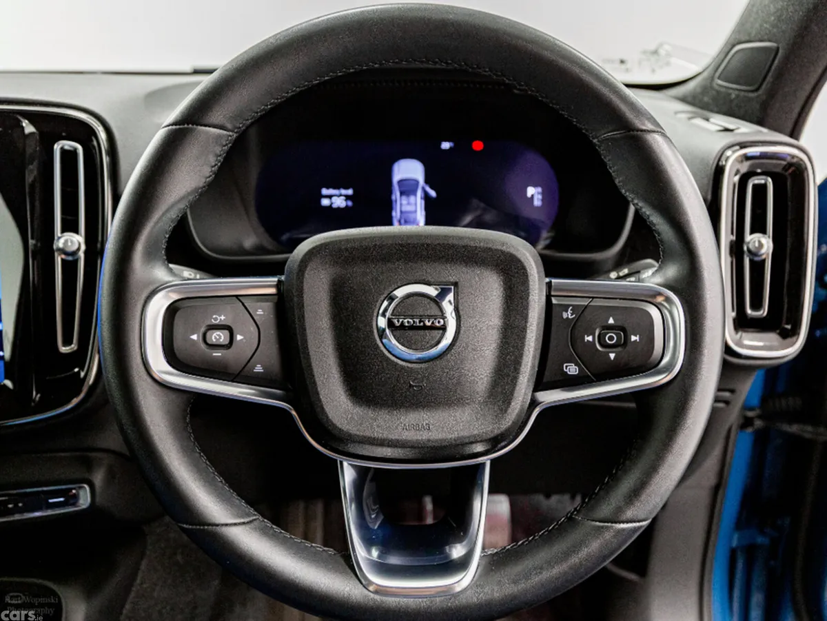 Volvo C40 SUV, Electric, 2023, Blue