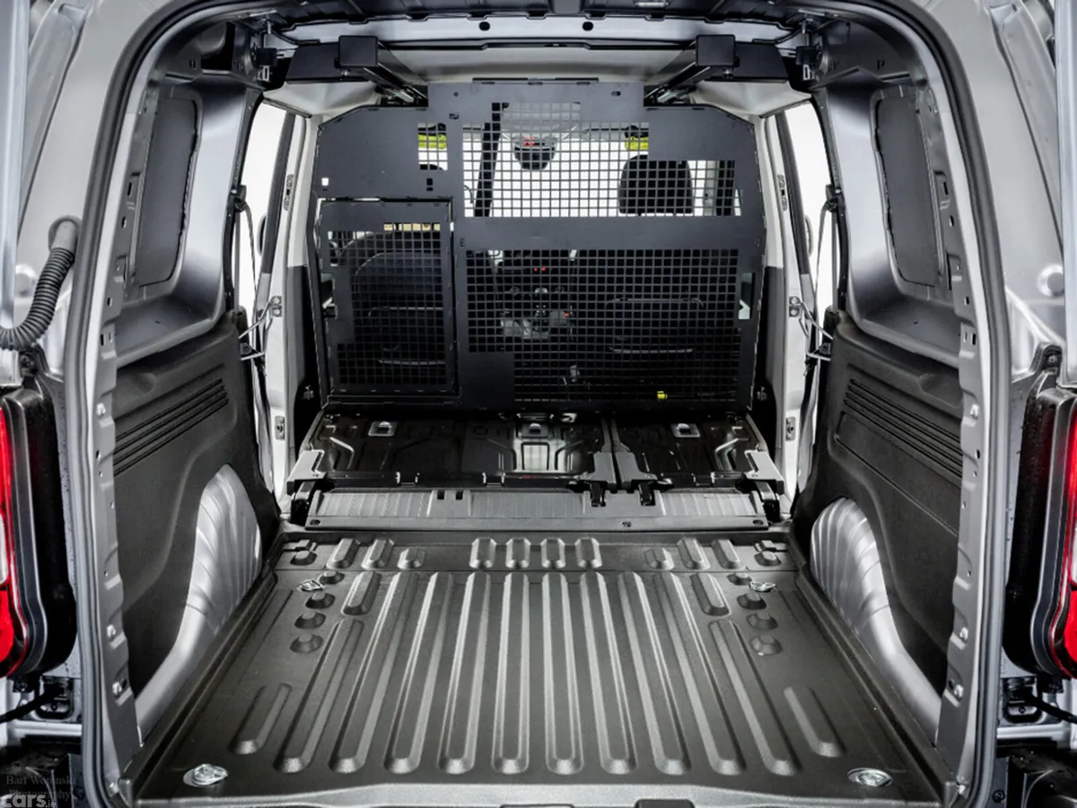 Citroen Berlingo Van, Diesel, 2026, Grey