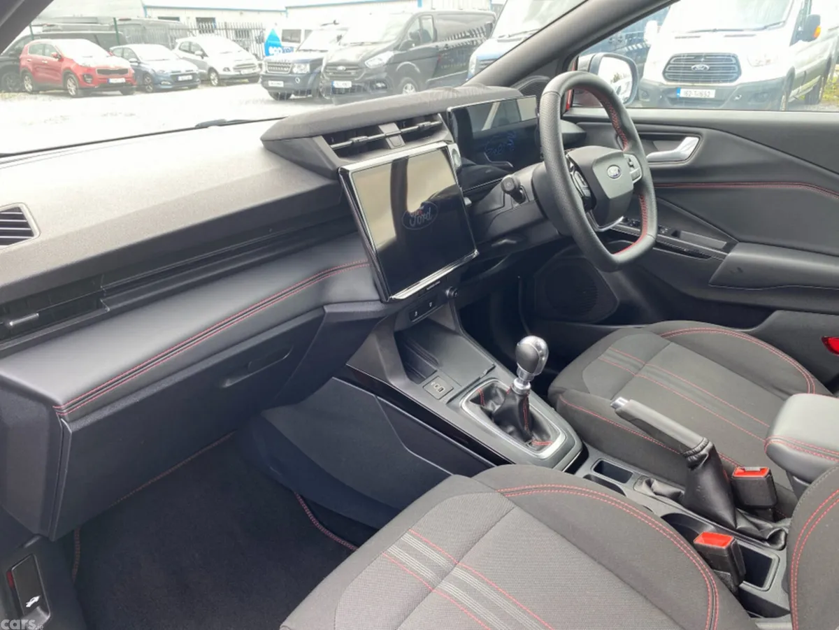 Ford Puma SUV, Petrol, 2025, Red