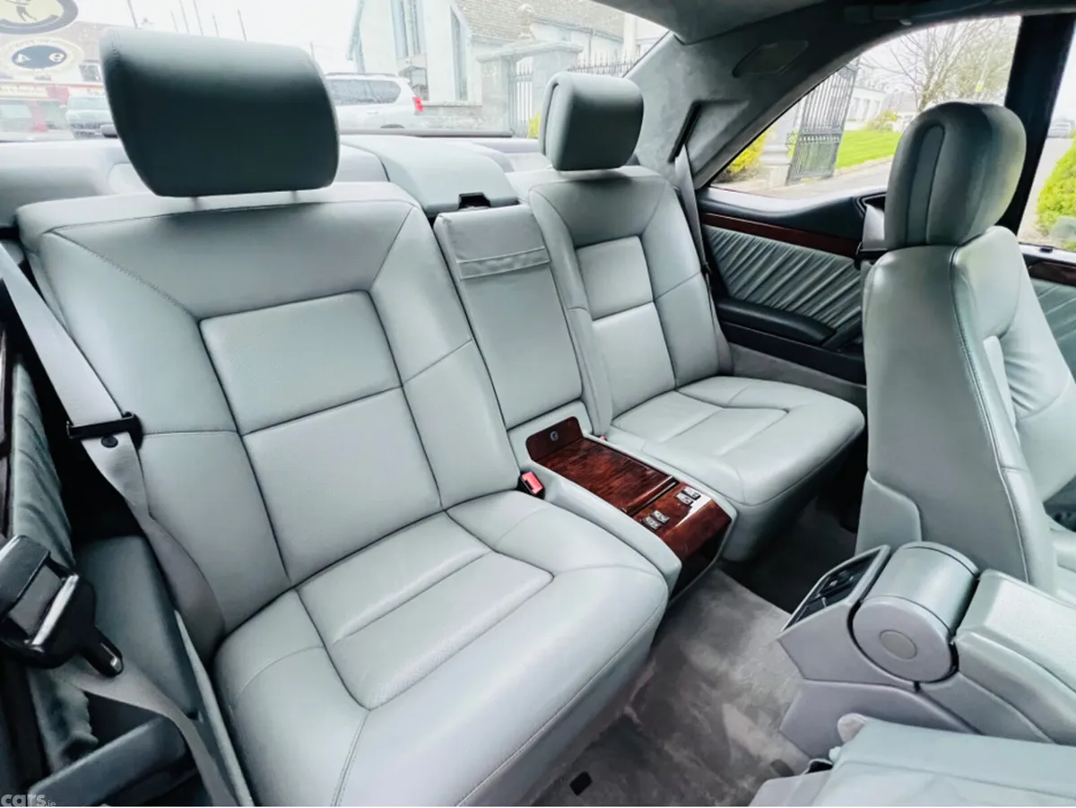 Mercedes-Benz Other Coupe, Petrol, 1993, Silver