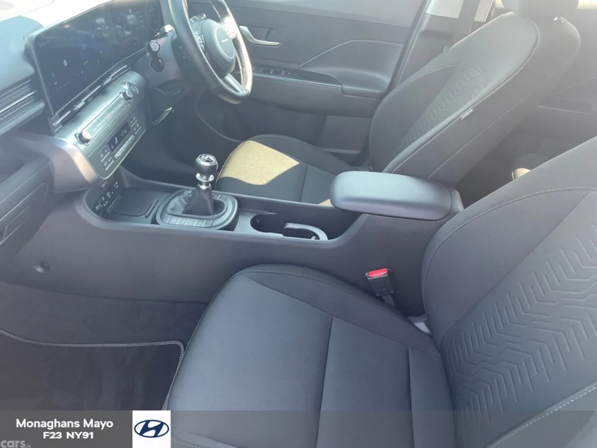 Hyundai KONA MPV, Petrol, 2024, Black