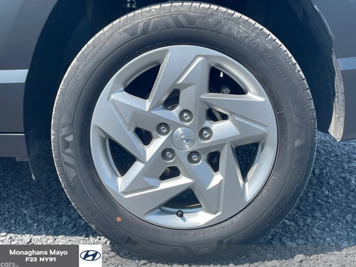Hyundai KONA MPV, Petrol, 2024, Black