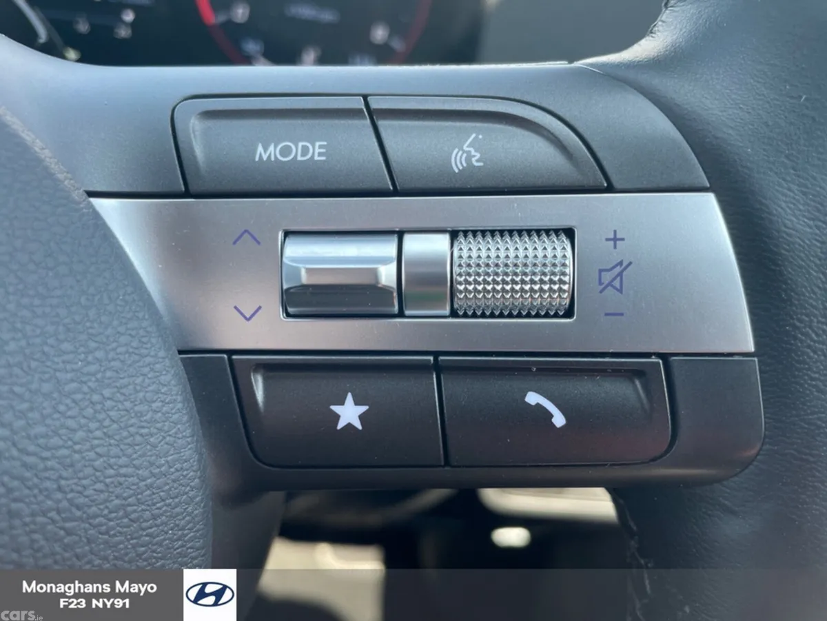 Hyundai KONA MPV, Petrol, 2024, Black