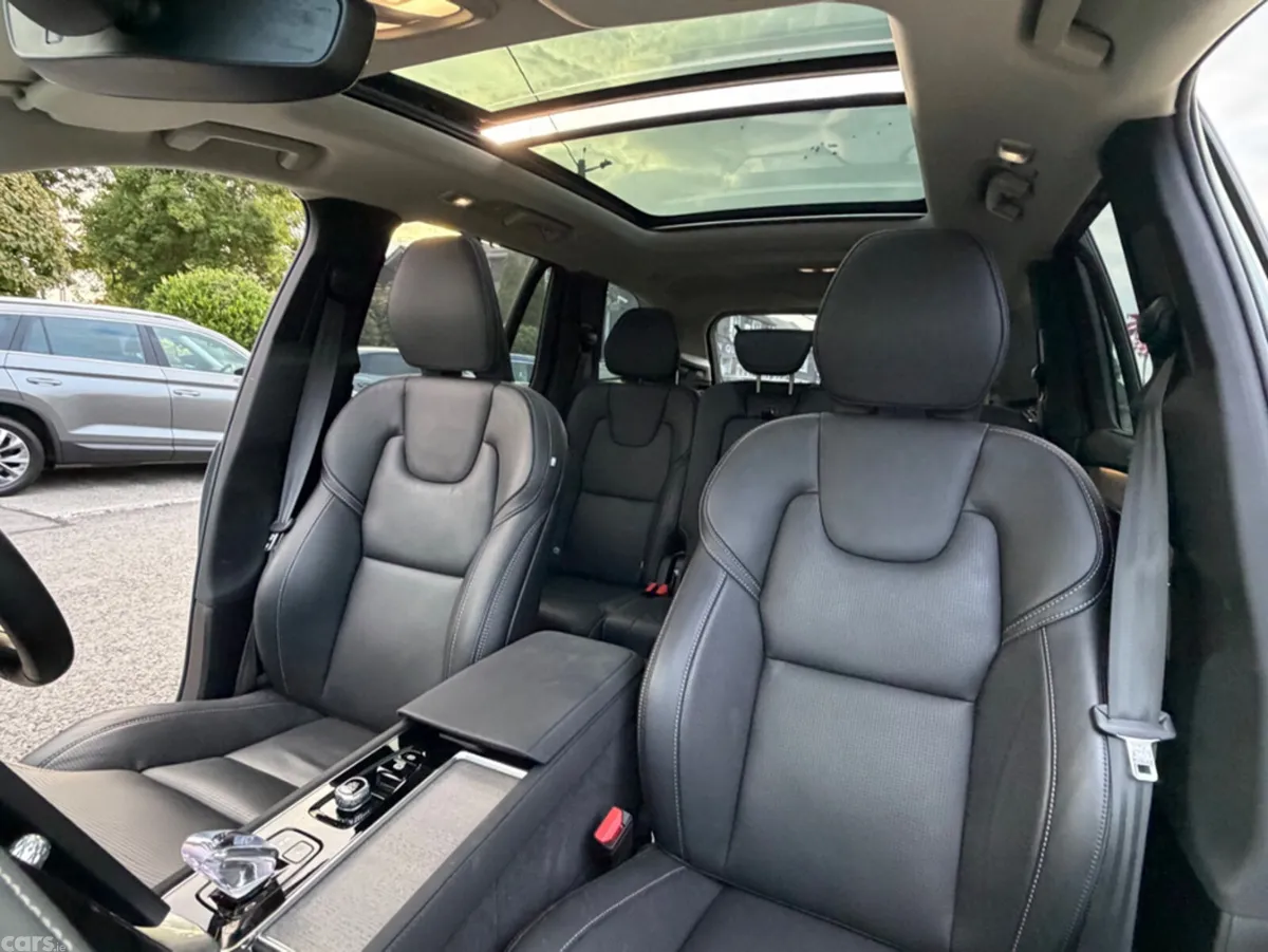 Volvo XC90 SUV, Petrol Plug-in Hybrid, 2026, Grey