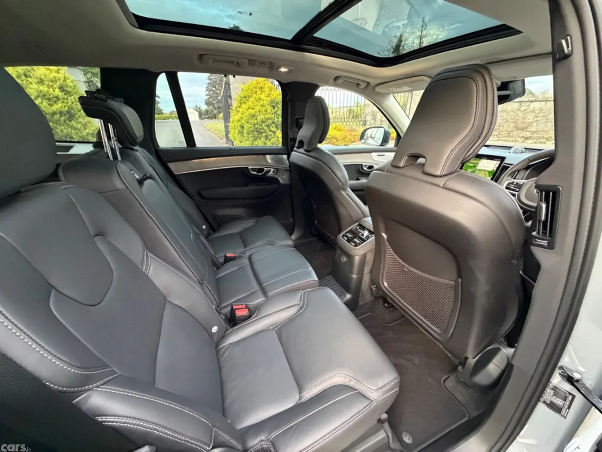 Volvo XC90 SUV, Petrol Plug-in Hybrid, 2026, Grey