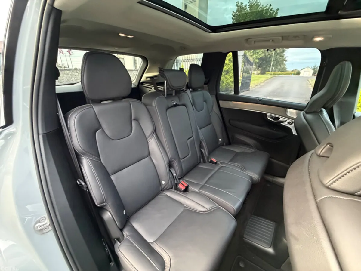 Volvo XC90 SUV, Petrol Plug-in Hybrid, 2026, Grey