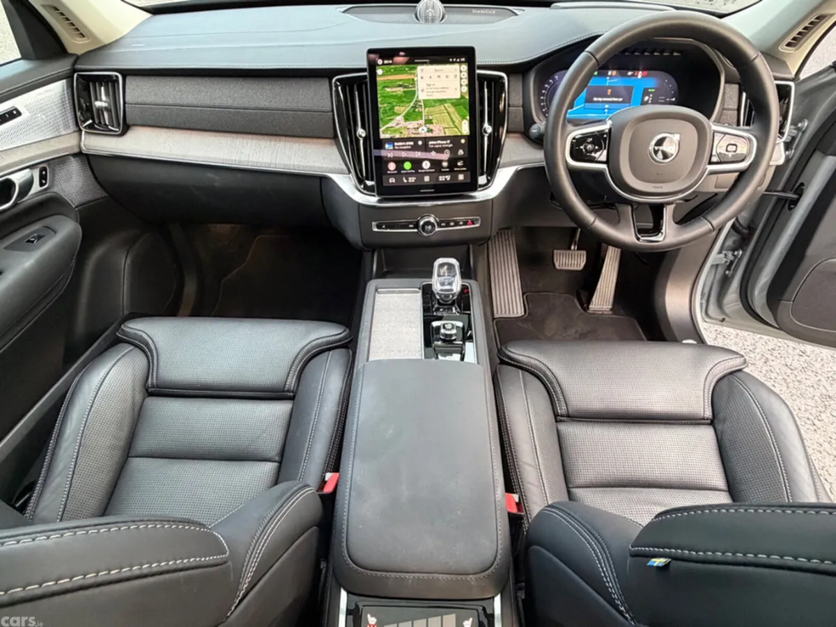 Volvo XC90 SUV, Petrol Plug-in Hybrid, 2026, Grey