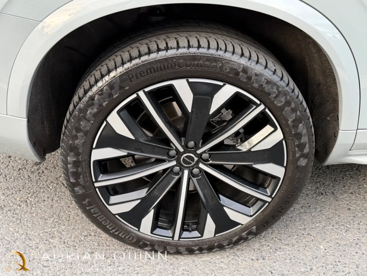 Volvo XC90 SUV, Petrol Plug-in Hybrid, 2026, Grey