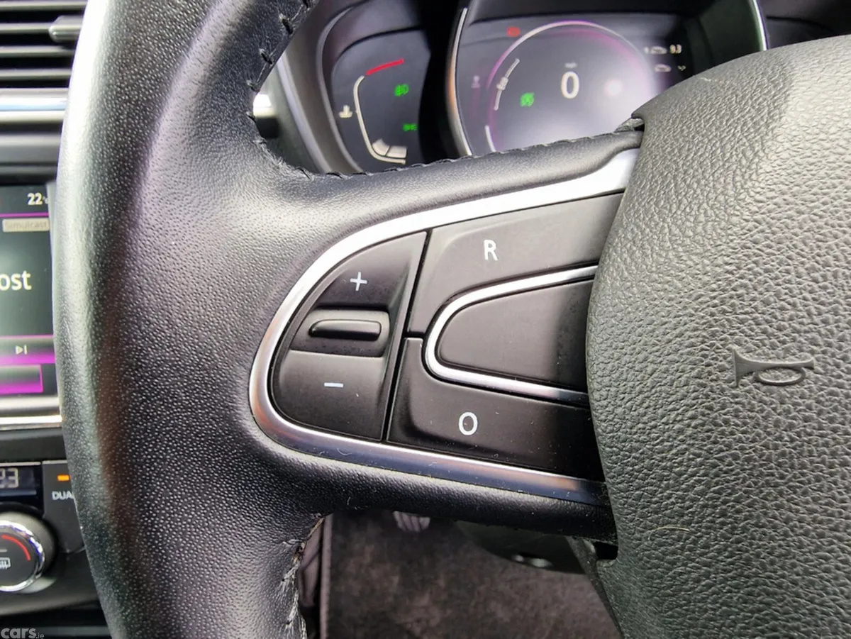 Renault Kadjar Hatchback, Diesel, 2017, Black