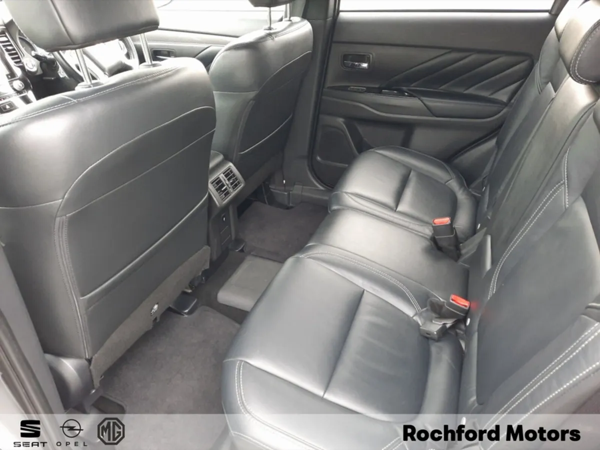 Mitsubishi Outlander Estate, Petrol Plug-in Hybrid, 2019, Grey