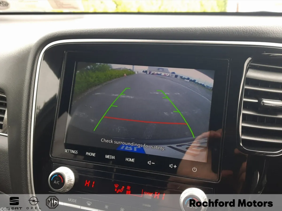 Mitsubishi Outlander Estate, Petrol Plug-in Hybrid, 2019, Grey