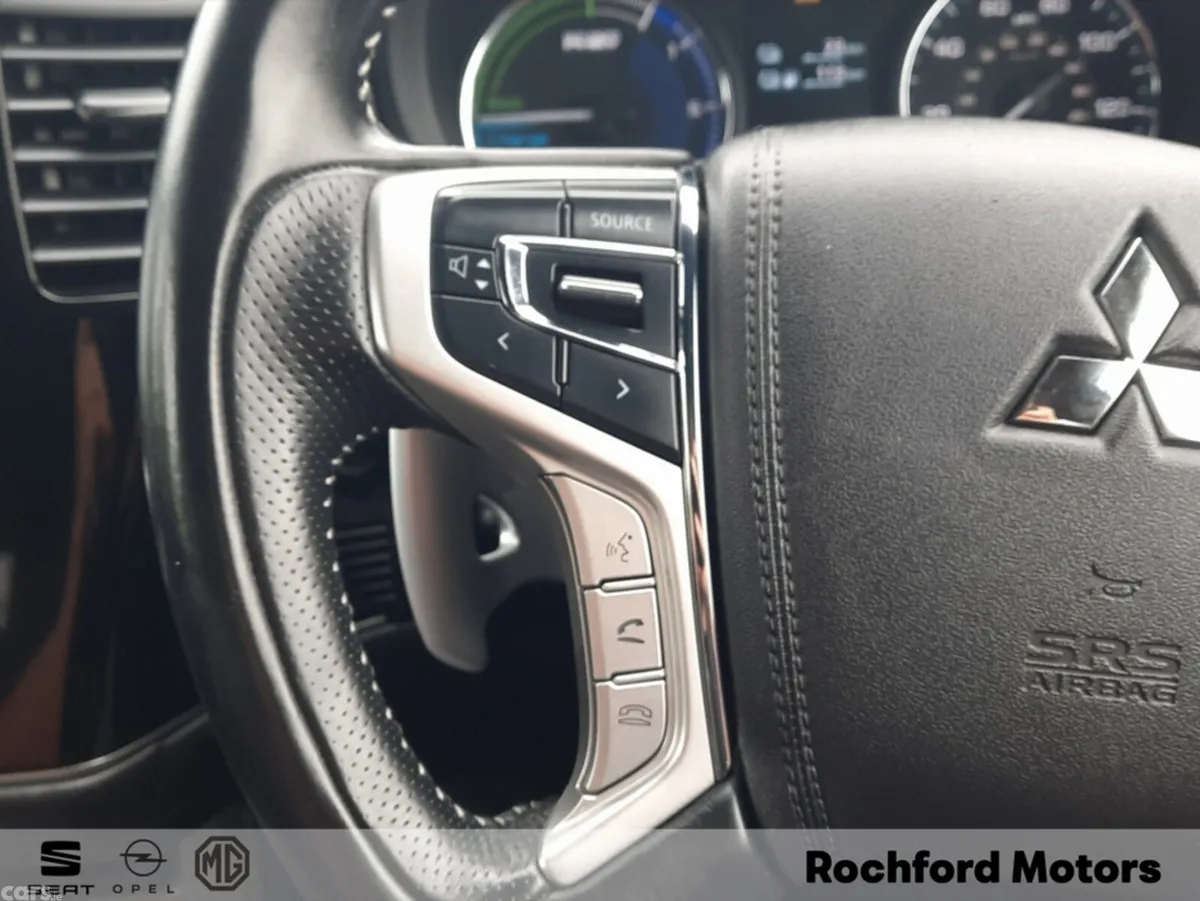 Mitsubishi Outlander Estate, Petrol Plug-in Hybrid, 2019, Grey