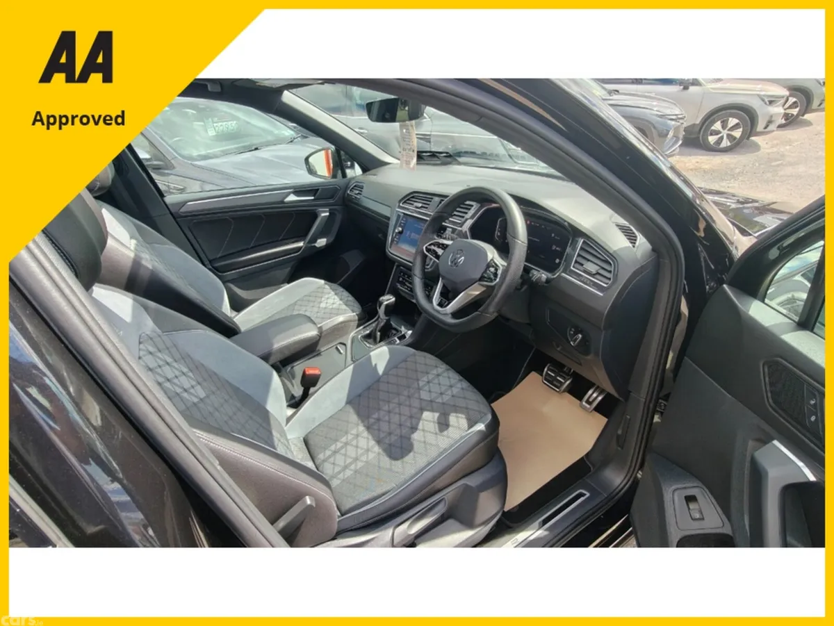 Volkswagen Tiguan SUV, Petrol Plug-in Hybrid, 2024, Black