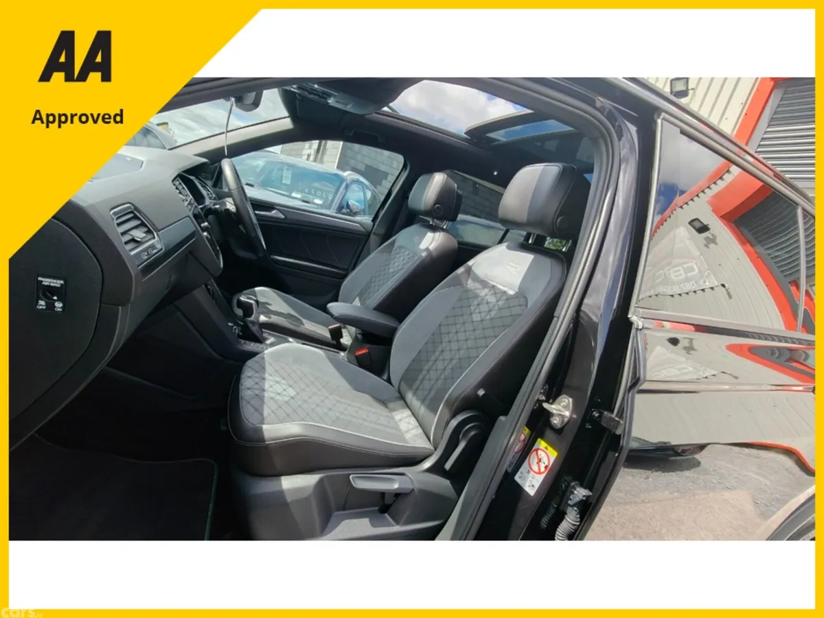 Volkswagen Tiguan SUV, Petrol Plug-in Hybrid, 2024, Black