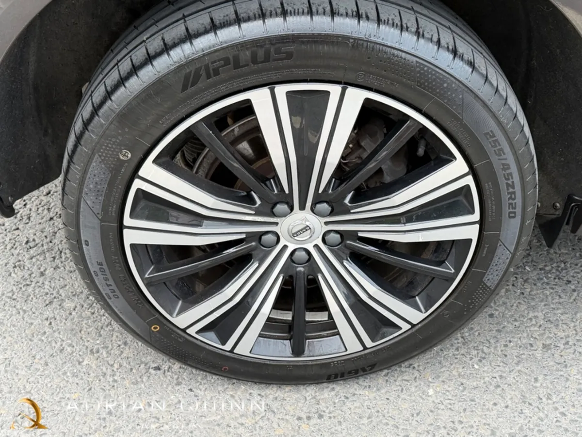 Volvo XC60 SUV, Petrol Plug-in Hybrid, 2022, Grey