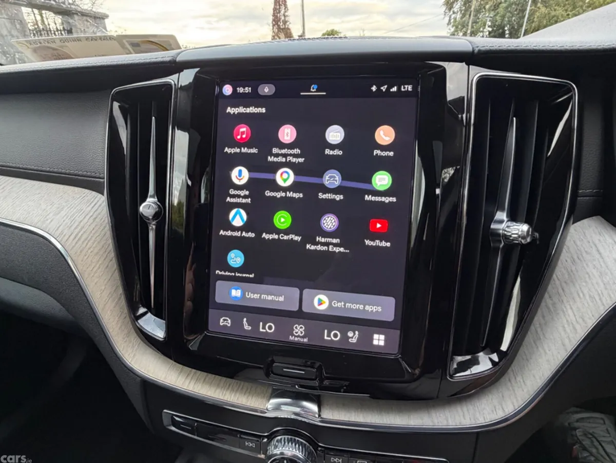Volvo XC60 SUV, Petrol Plug-in Hybrid, 2022, Grey