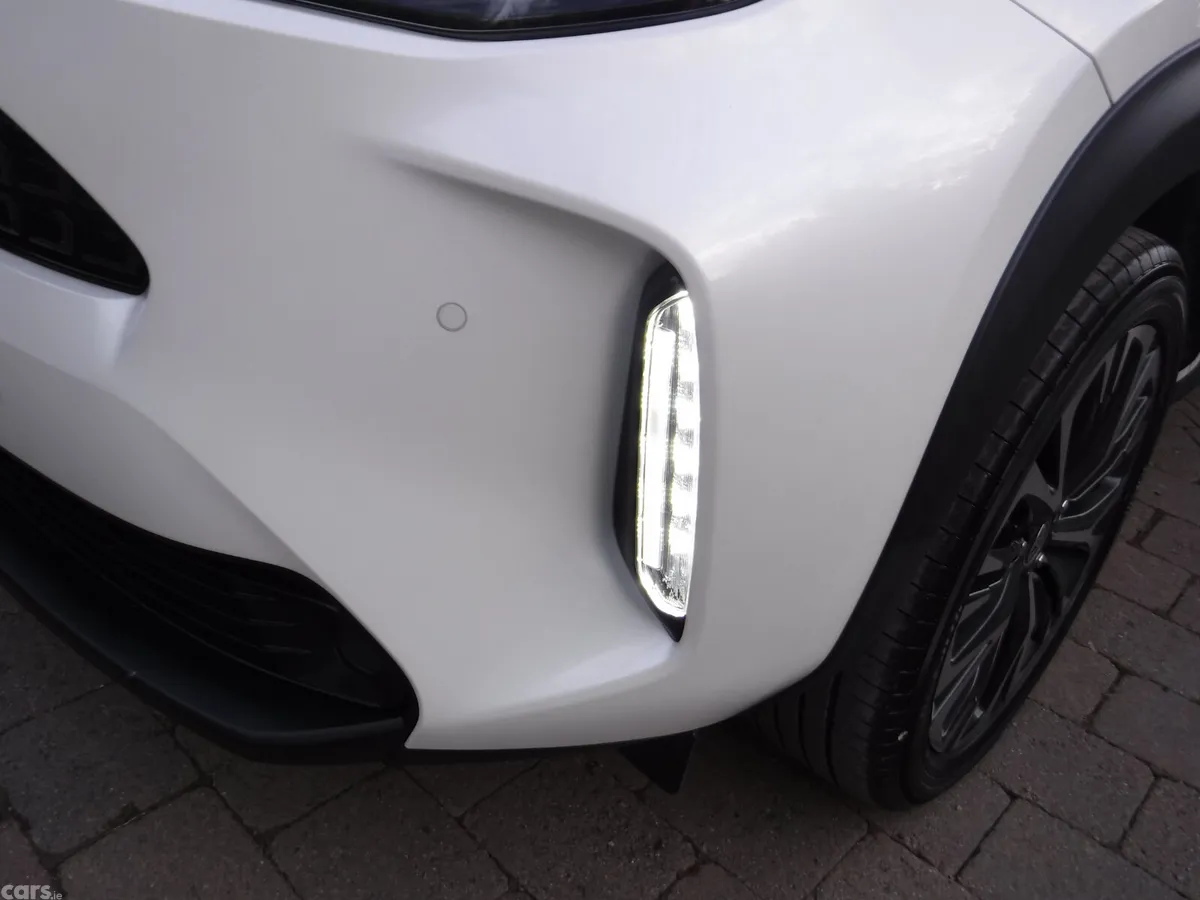 Toyota Yaris Cross SUV, Petrol Hybrid, 2021, White