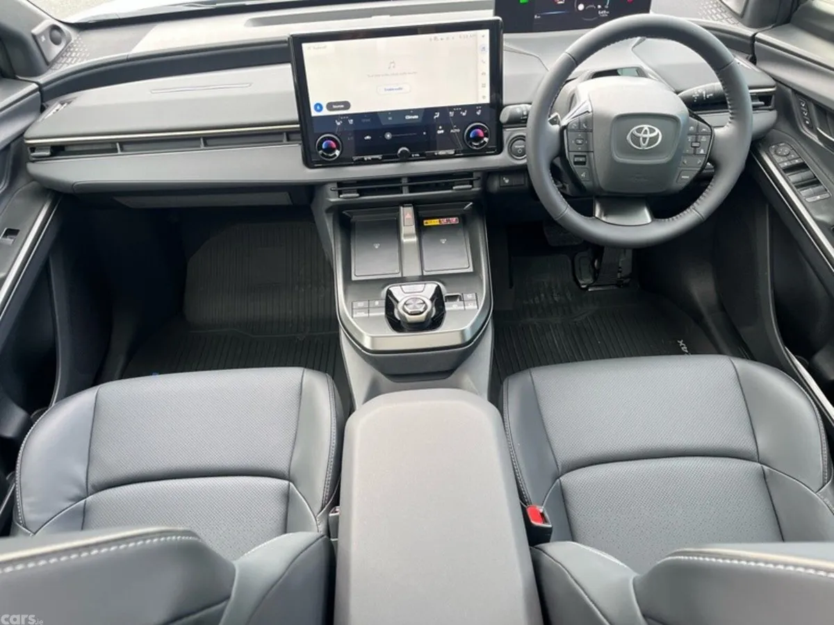 Toyota bZ4X Estate, Electric, 2026, White