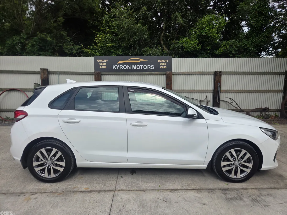 Hyundai i30 Hatchback, Diesel, 2019, White