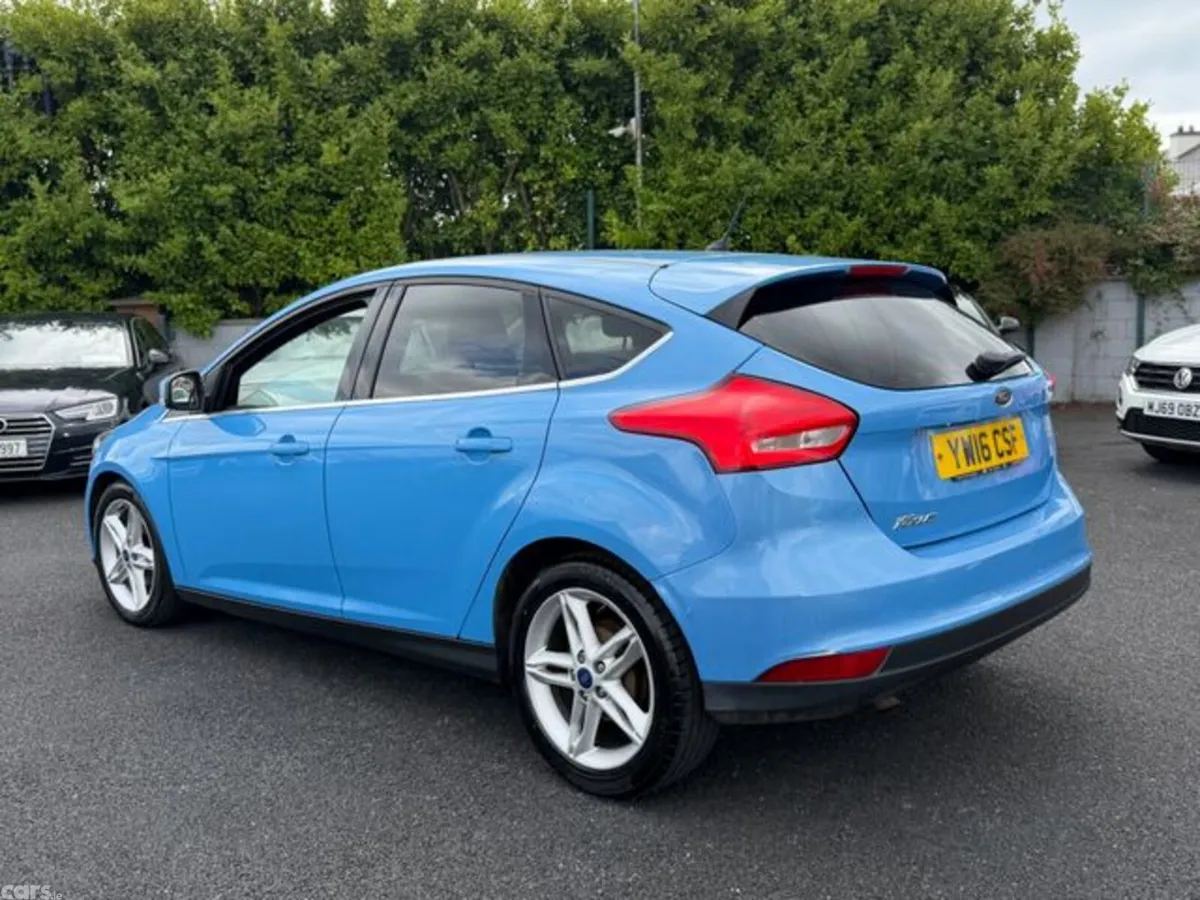 Ford Focus Hatchback, Diesel, 2016, Blue