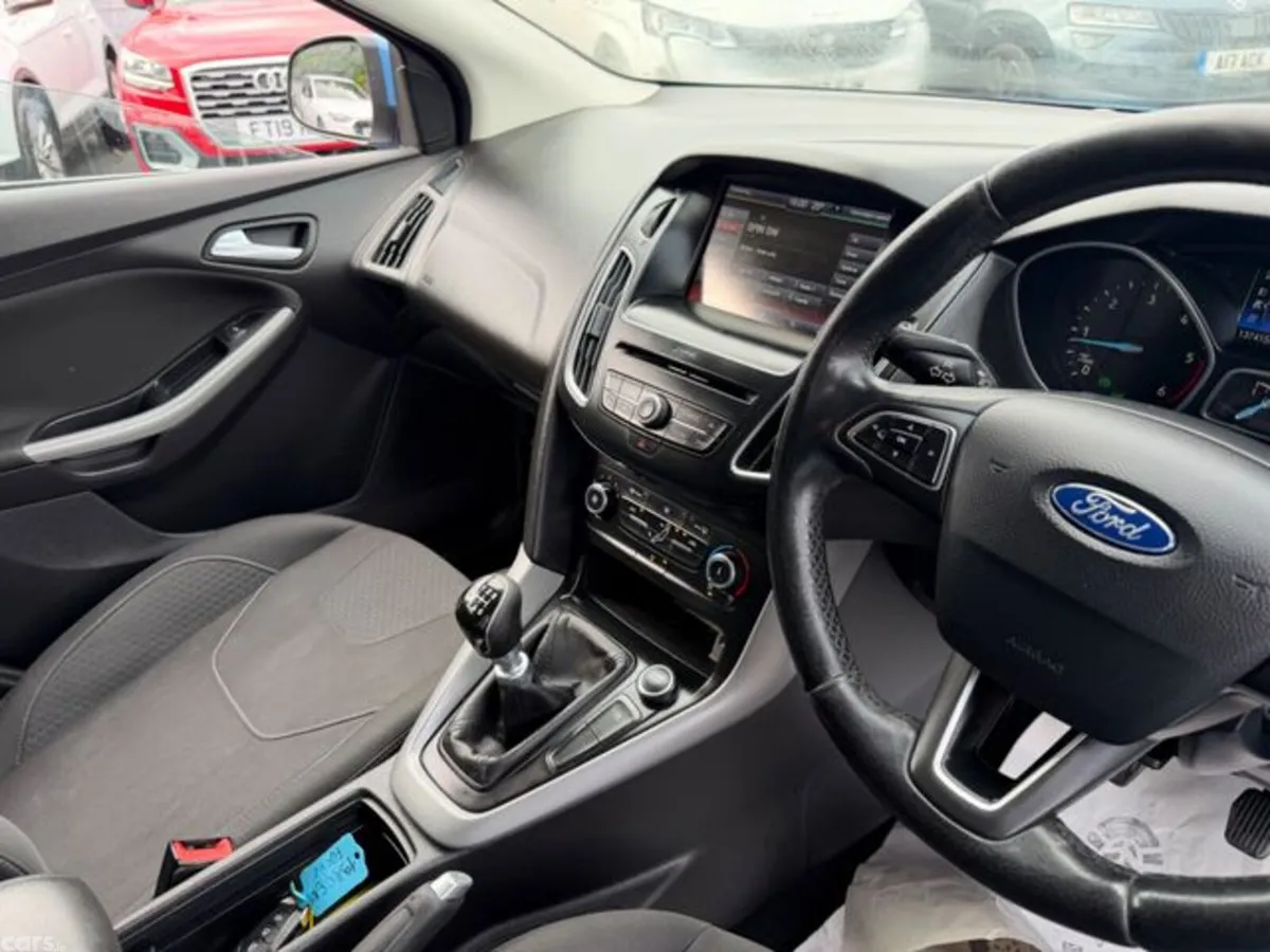 Ford Focus Hatchback, Diesel, 2016, Blue