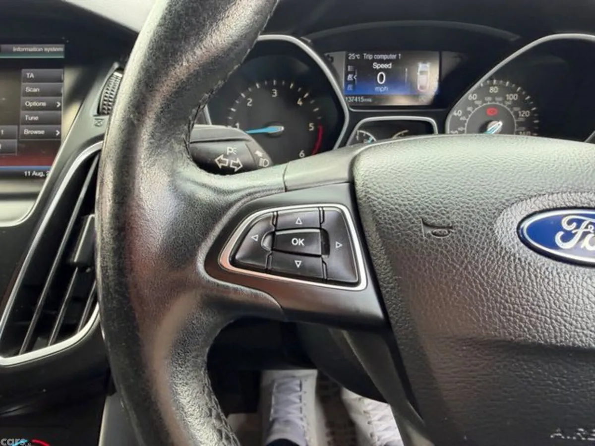 Ford Focus Hatchback, Diesel, 2016, Blue