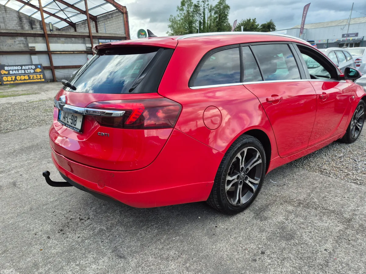 Opel Insignia MPV, Diesel, 2014, Red