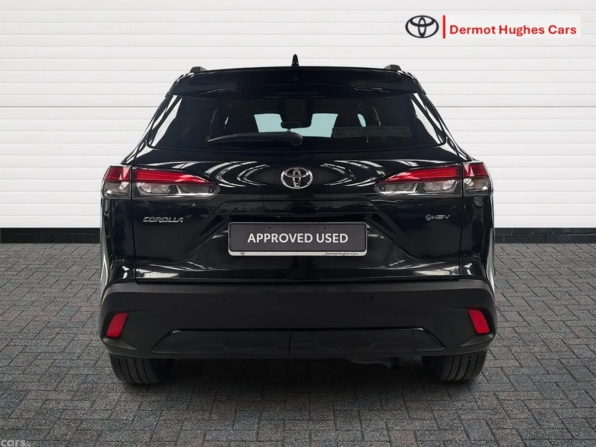 Toyota Corolla Cross Hatchback, Petrol Hybrid, 2024, Black
