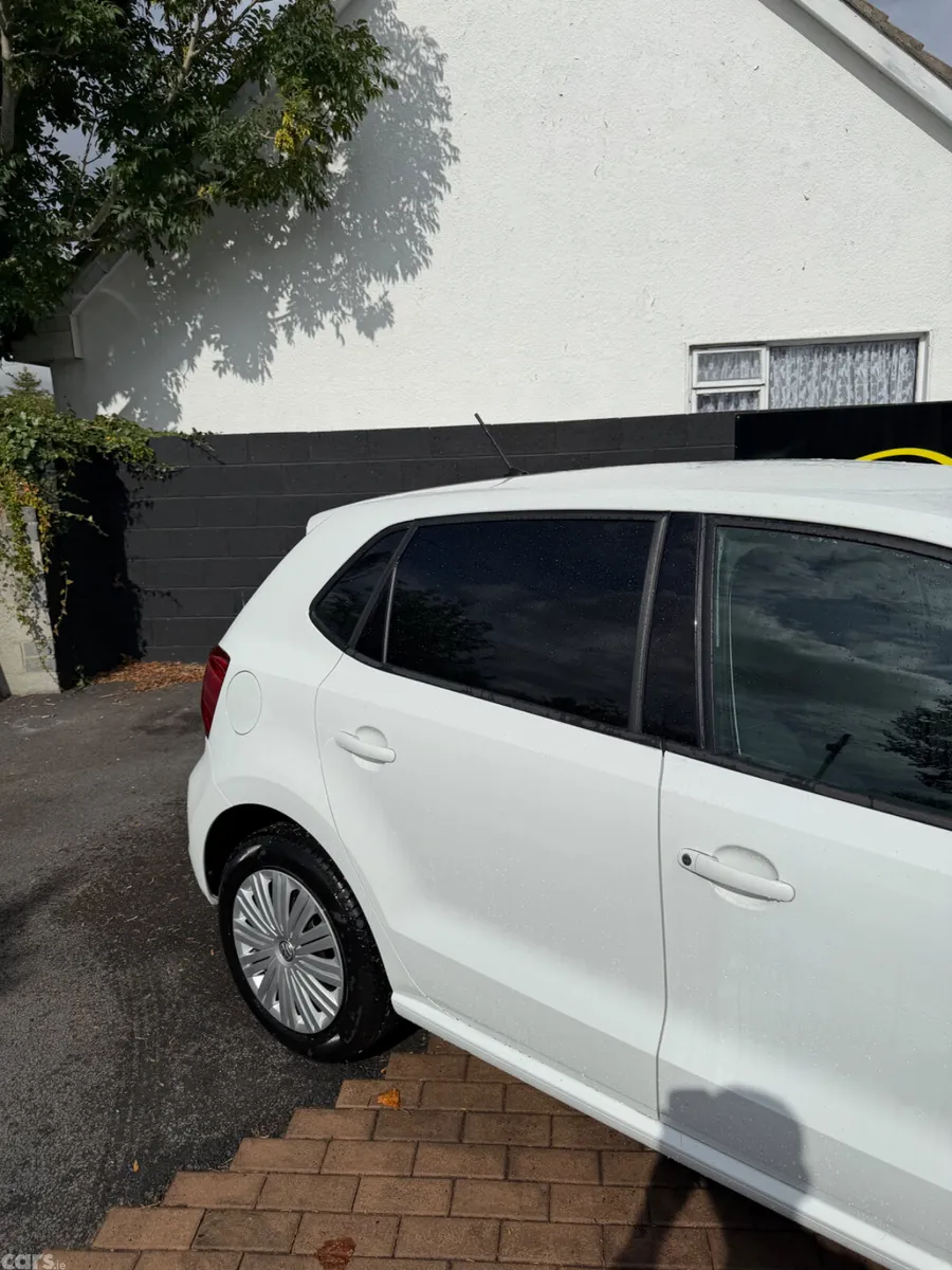 Volkswagen Polo Hatchback, Petrol, 2015, White