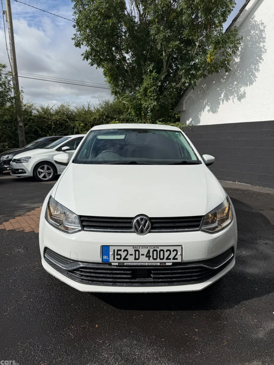 Volkswagen Polo Hatchback, Petrol, 2015, White