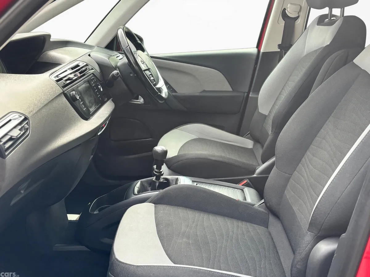Citroen Grand C4 Picasso Hatchback, Diesel, 2016, Red
