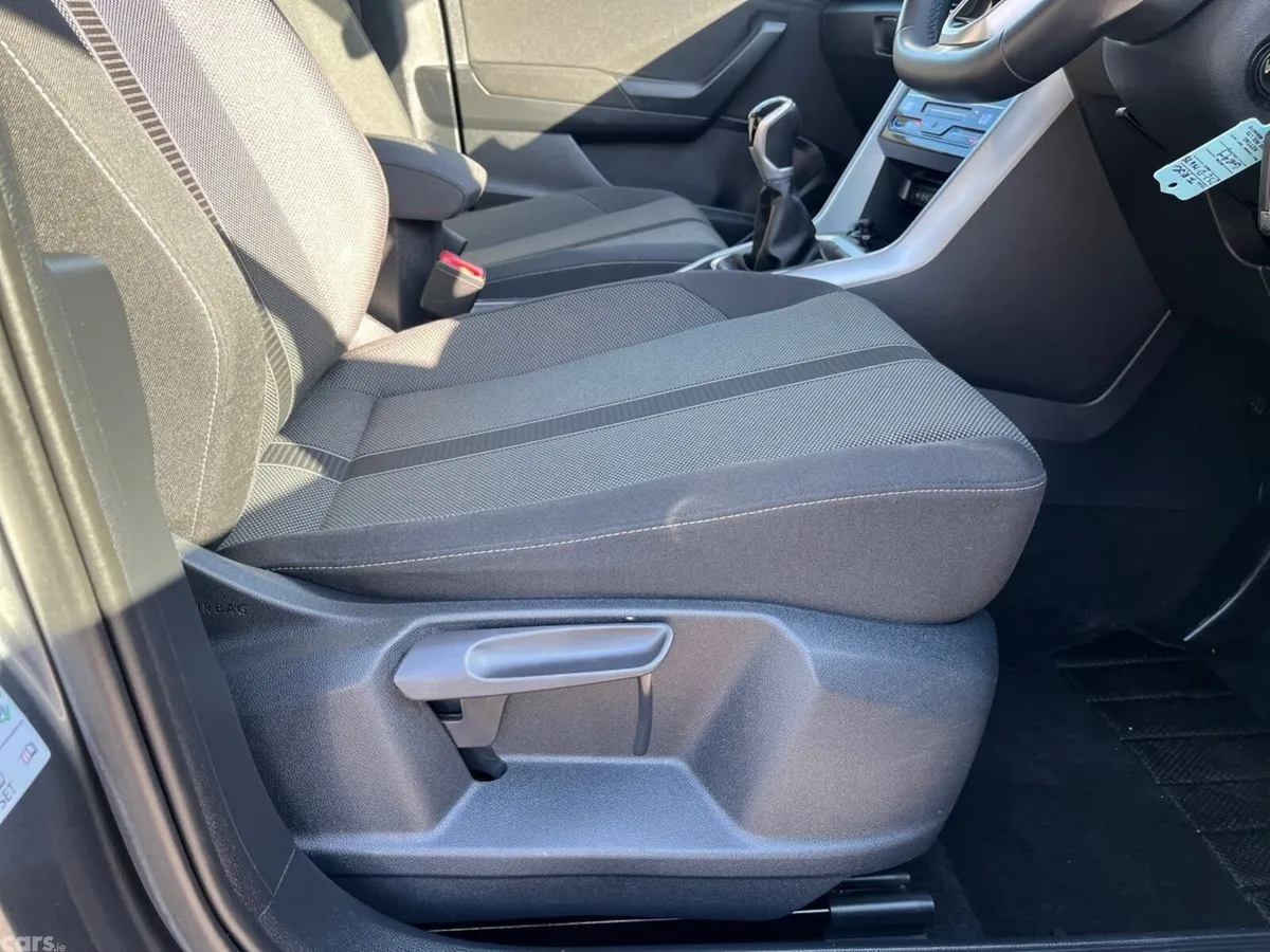 Volkswagen T-Roc SUV, Petrol, 2023, Grey
