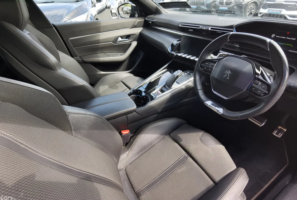 Peugeot 508 Hatchback, Petrol Plug-in Hybrid, 2023, Blue